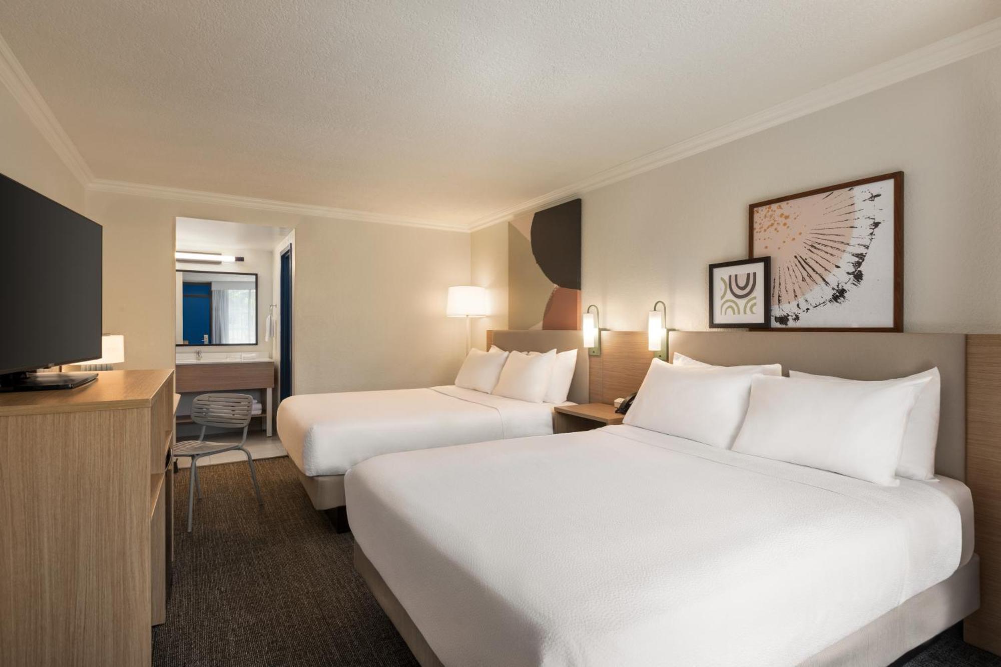 Spark By Hilton Sarasota Siesta Key Gateway Pokoj fotografie